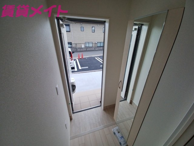 玄関　同型タイプ画像