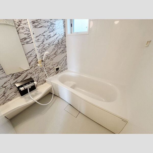 バス・シャワールーム　お風呂です