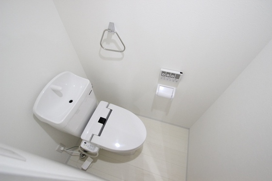 トイレ　※２Ｆの同号室のお部屋です