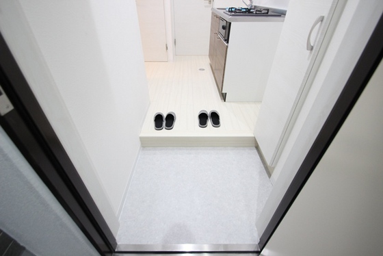 玄関　※２Ｆの同号室のお部屋です