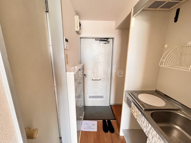 玄関　ハッピーパレス越野