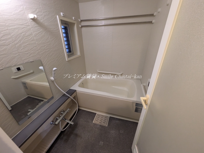 バス・シャワールーム　他の部屋参考画像