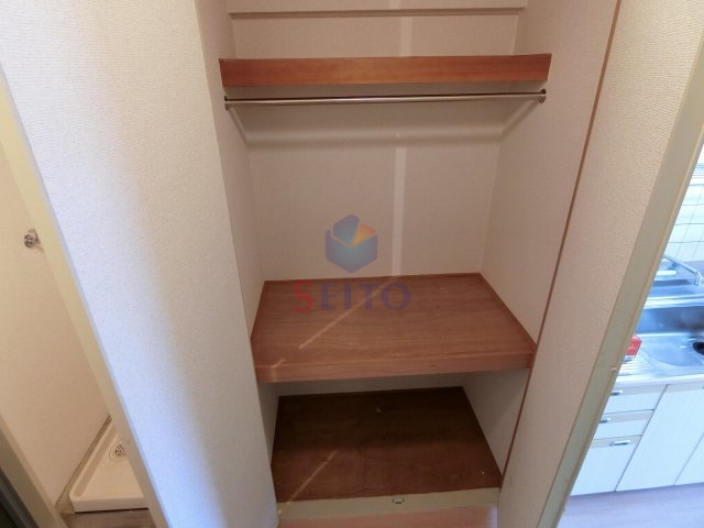 収納　同間取・別号室