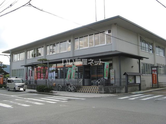 郵便局　篠山郵便局（郵便局）まで1047m