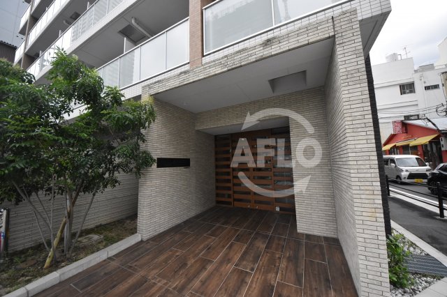 エントランス　アクセリス大阪福島　エントランス