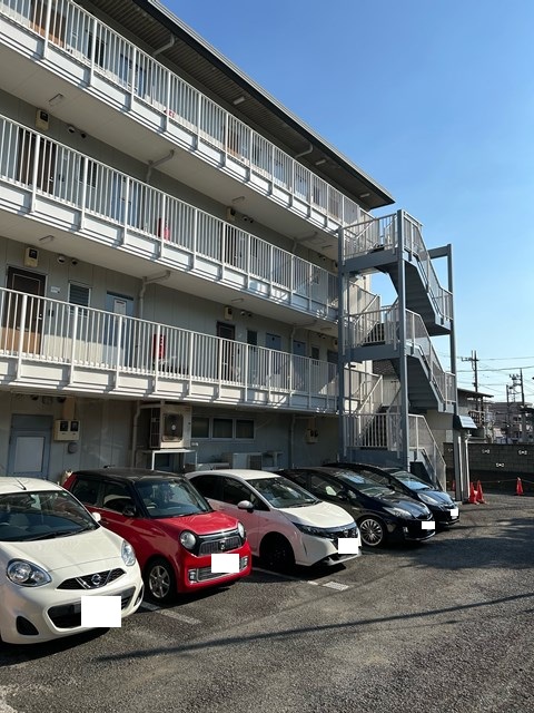 駐車場　敷地内平面駐車場※空き状況要確認