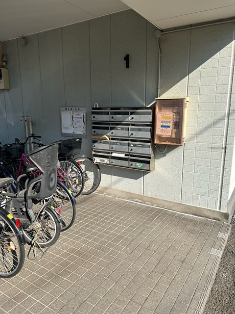 その他共有部分　駐輪場あり