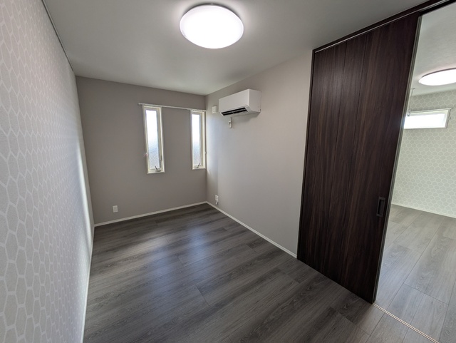 その他部屋・スペース　５．７帖洋室♪エアコンあり♪