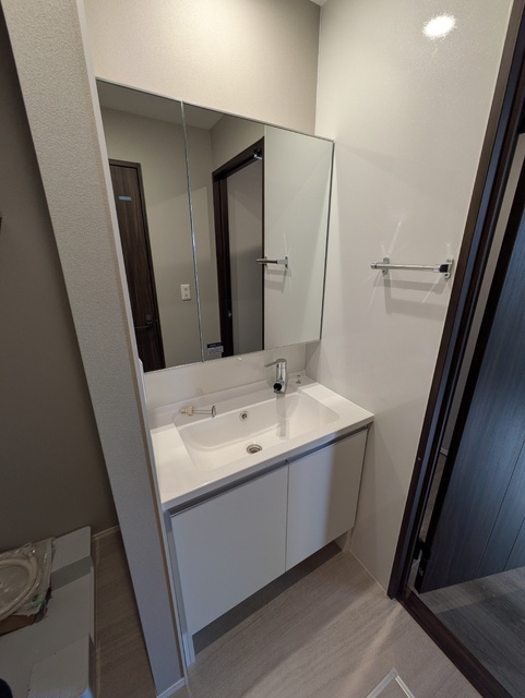 洗面設備　朝の身支度に♪洗髪洗面化粧台♪