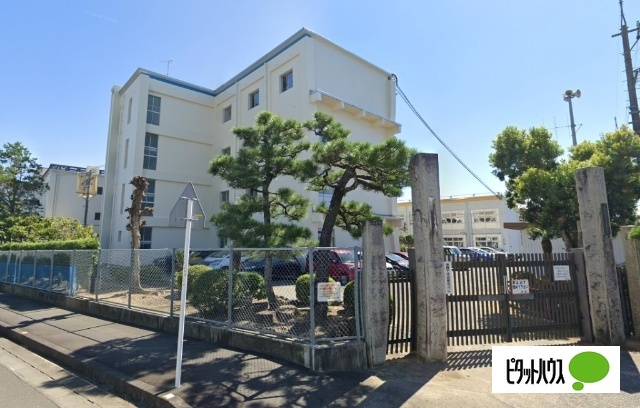 小学校　藤枝市立青島小学校（小学校）まで549m