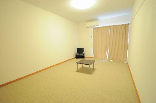 居室・リビング　現状と異なる場合には、現状を優先致します。