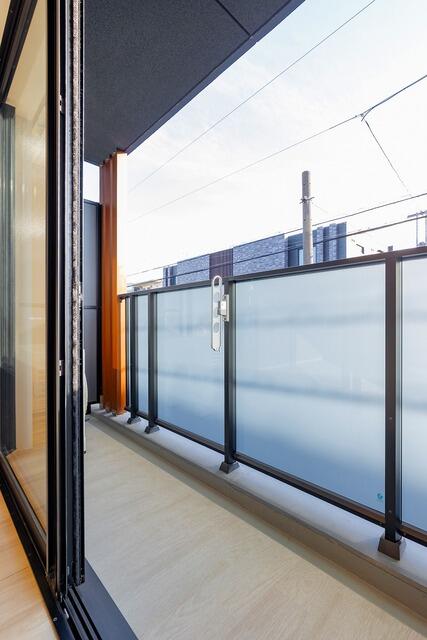 バルコニー　バルコニーがあります