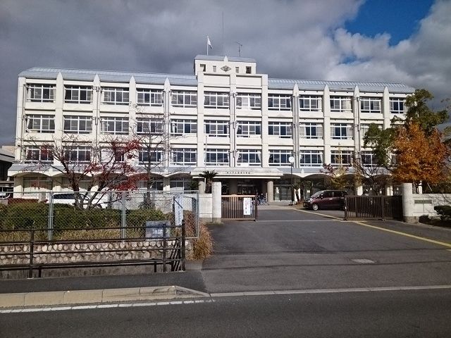 小学校　守山市立物部小学校（小学校）まで1130m