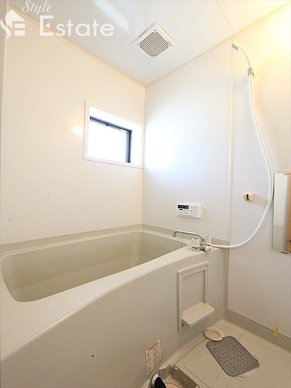 バス・シャワールーム　バスルーム