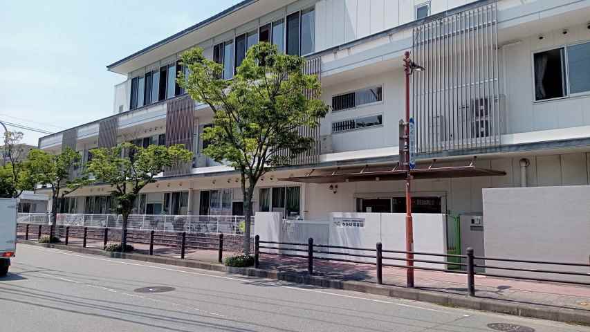 幼稚園・保育園　わかば保育園（幼稚園・保育園）まで206m
