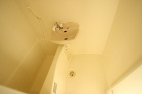 バス・シャワールーム　※他部屋のお写真になります