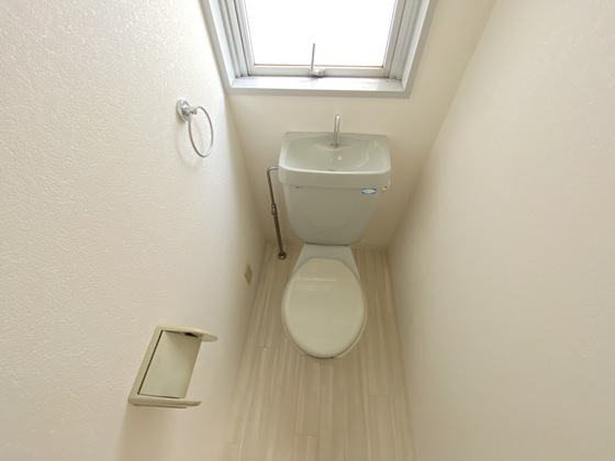 トイレ　※他部屋のお写真になります