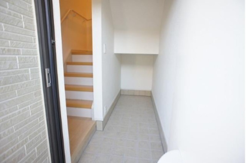 玄関　図面と現状に相違がある場合には現状を優先