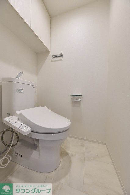 トイレ　※写真は同タイプ住戸です。