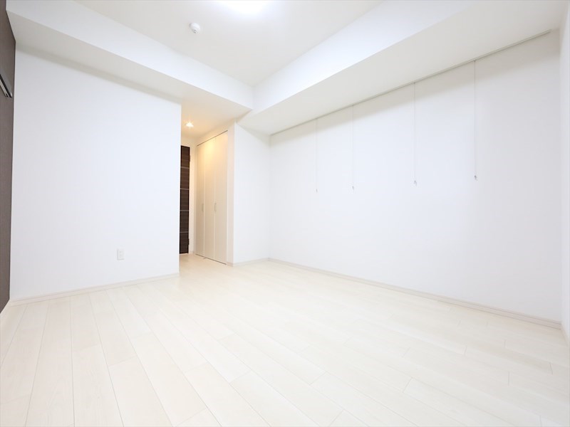 その他部屋・スペース　洋室8.5帖　クローゼット付（収納充実してます）