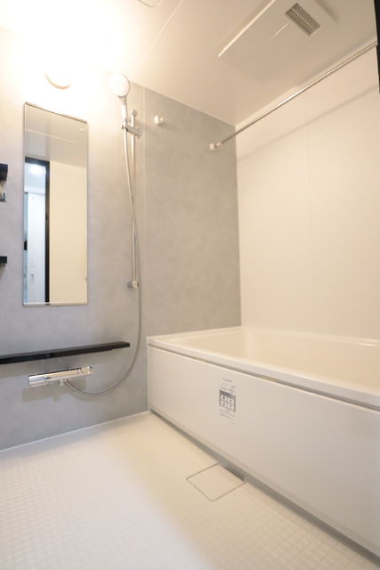 バス・シャワールーム　★お風呂の広さもしっかり★