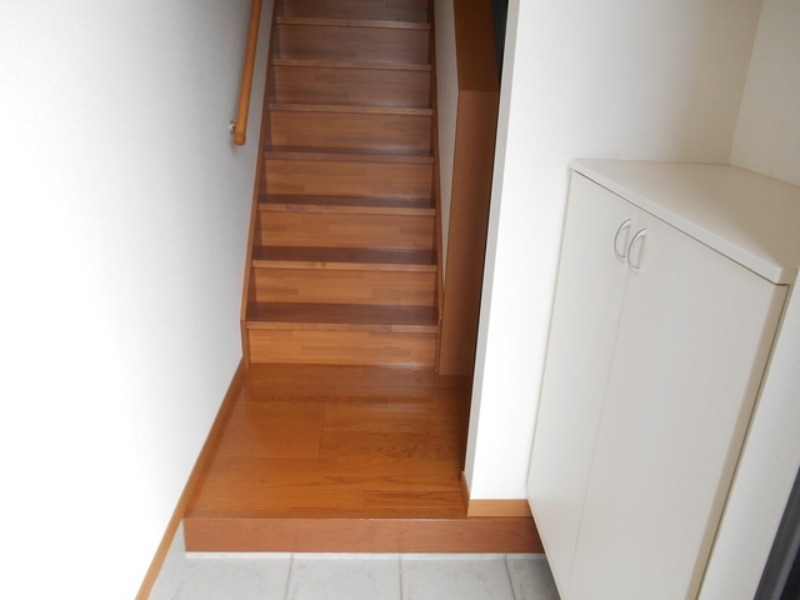 玄関　図面と現状に相違がある場合には現状を優先