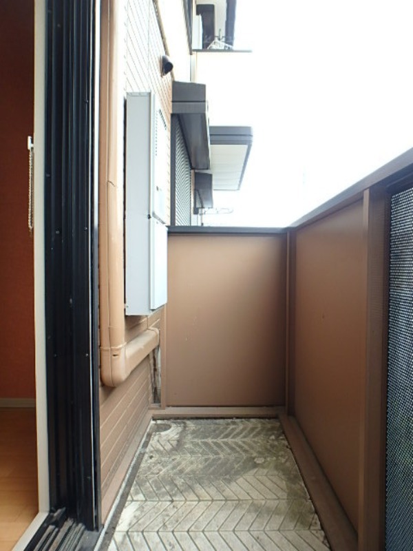 バルコニー　図面と現状に相違がある場合には現状を優先