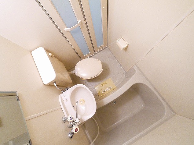 バス・シャワールーム　落ち着いて過ごせるお部屋なので、寝室にいかがでしょうか