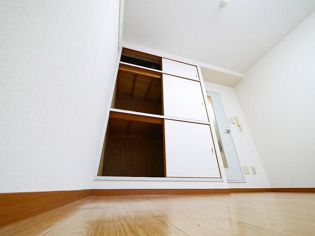 収納　たっぷりとした収納スペースです