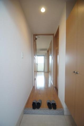 玄関　※写真と異なる場合は現状優先。