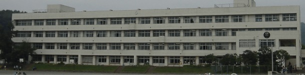 小学校　石田小学校（小学校）まで662m