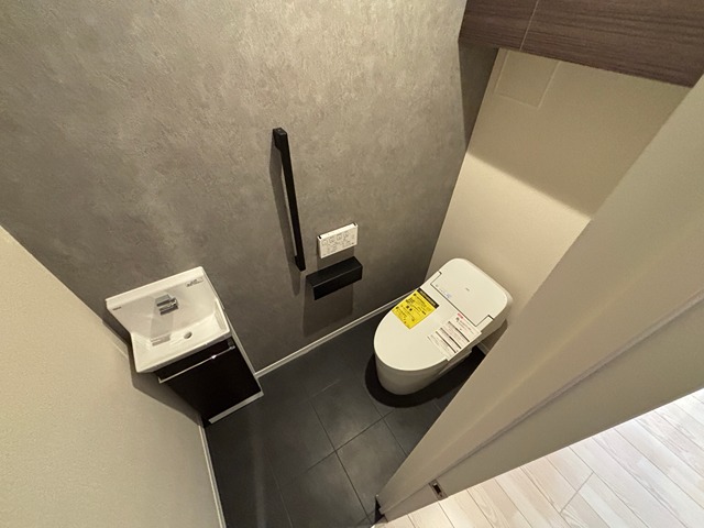 ベル エ ロンプラージュのトイレ写真