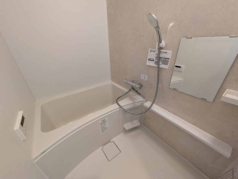 バス・シャワールーム