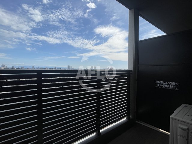 バルコニー　プレサンス塚本駅前　バルコニー