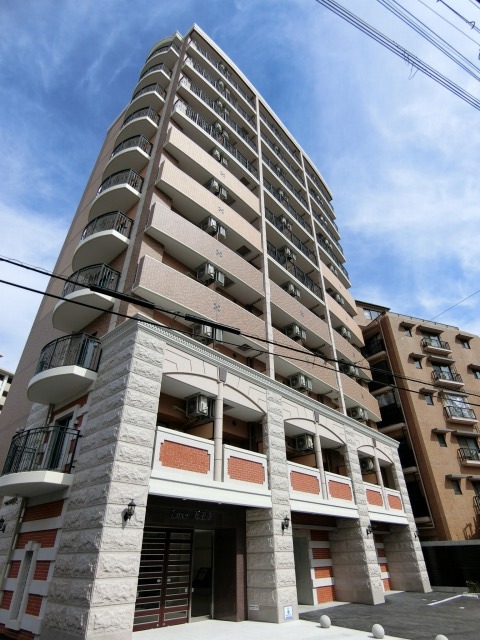 建物外観　Luxe天王寺　外観