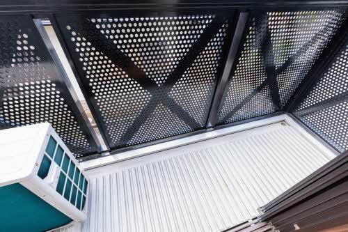 バルコニー　バルコニー