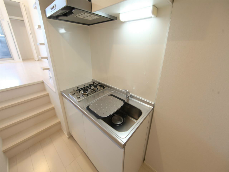 キッチン　システムキッチン（ガス2口コンロ付）