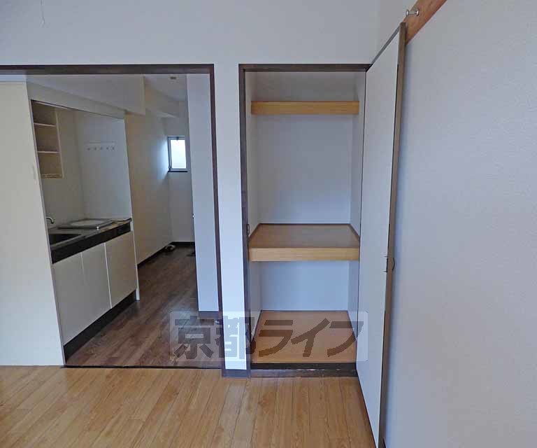 収納　広い収納スペースです。