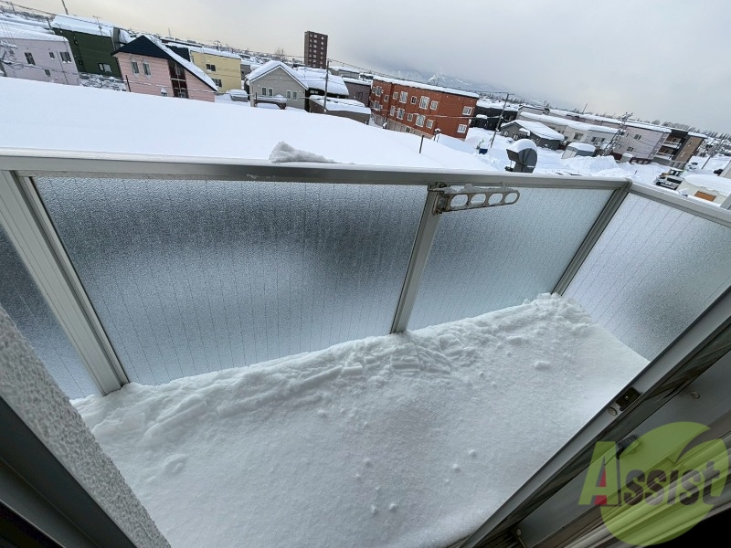 バルコニー　バルコニーが付いていますので一息ついてみてはいかがですか。