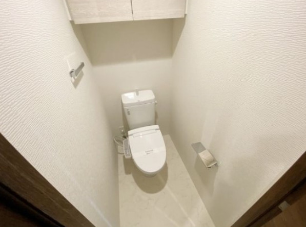 トイレ　別号室参考写真