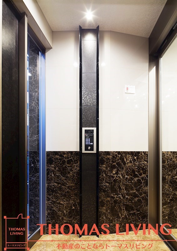 エントランス　エントランスは、安心と安全のオートロックです。