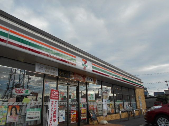 コンビニ　セブン-イレブン岐阜福光西３丁目店（コンビニ）まで533m