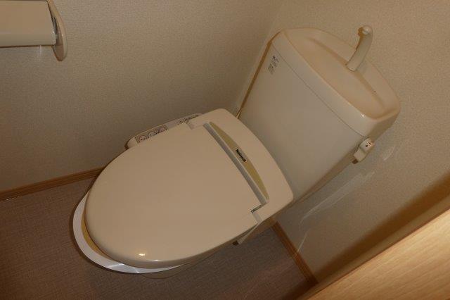 トイレ　ウォシュレット