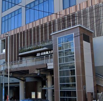 ショッピングセンター　新綱島スクエア（ショッピングセンター）まで387m