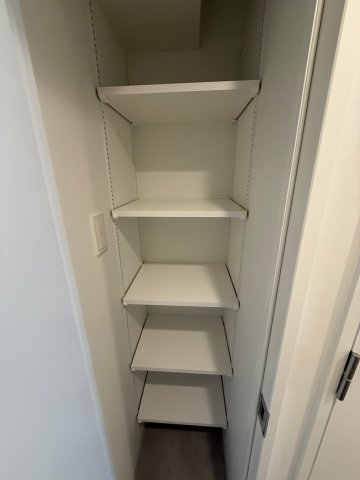 収納　別部屋参照