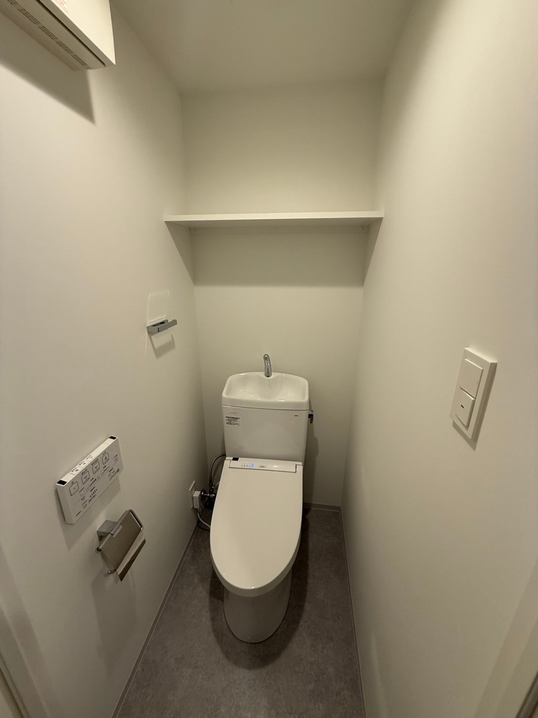 トイレ　別部屋参照