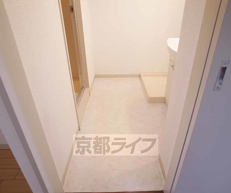 洗面設備　脱衣所です。