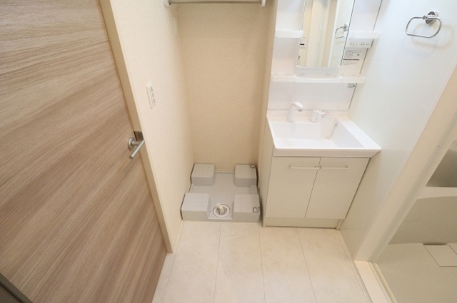 洗面設備　洗面室