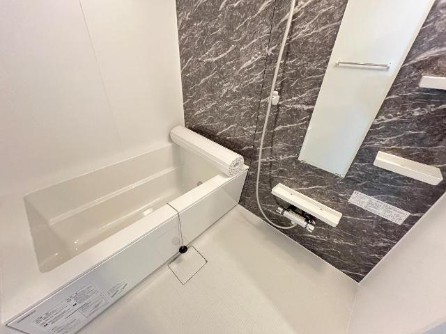 バス・シャワールーム　バス（イメージ）