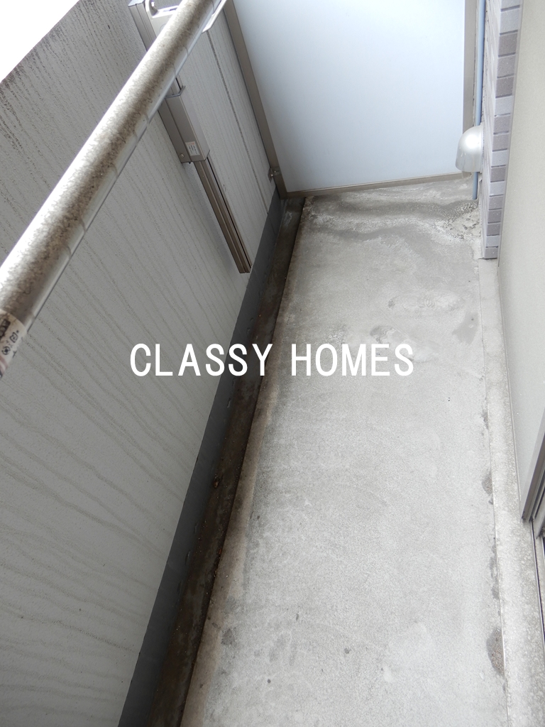 バルコニー　2002年竣工　スカイコート三田慶大前：バルコニー